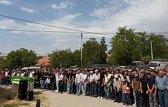 Genç Hafız Alperen'e Son Veda: 19 Yaşında Toprağa Verildi