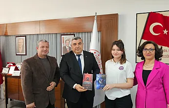 Genç Yazar Babacan, İki Kitap Yazdı