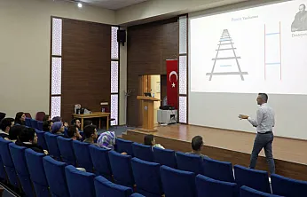 Gözümüzle Değil, Zihnimizle, Görüyoruz. Beyniniz Size Oyun Mu Oynuyor? İşte Kanizsa Üçgeninin Sırrı!