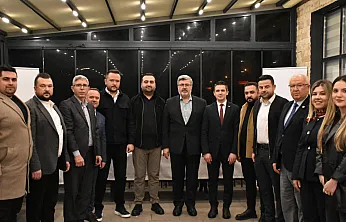 'Hizmet Lafla Değil İcraatla Olur'