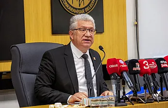 'Hizmeti Değil Siyasi İhaneti Protesto Ediyoruz'