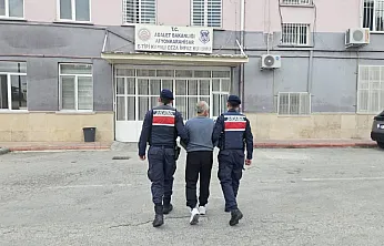 İhsaniye'de 19 Yıl Cezası Bulunan Şahıs Jandarma Takibinden Kaçamadı