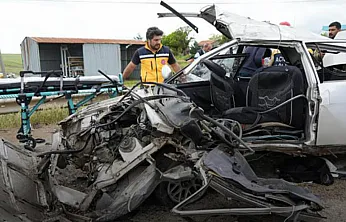 İki Fiat Çarpıştı: Ölü Sayısı 3'e Yükseldi, 6  Yaralı Var