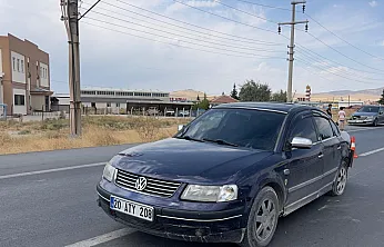 İki Otomobil Çarpıştı: 1 Yaralı