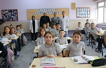 İl Milli Eğitim Müdürü Altınkaynak Sınıfa Girdi: Öğrencilerle Birlikte Ders İşledi