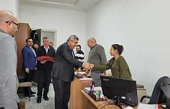 İl Müdürü Sünnetci Personelini Unutmadı!