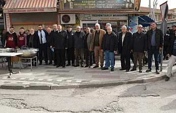 İYİ Parti Ozan Arif'i Andı