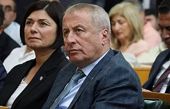 İYİ Partili Olgun'dan Özkaya'ya: Millet Görüyor