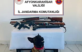 Jandarma Sinanpaşa'da Çok Sayıda Silah Ele Geçirdi