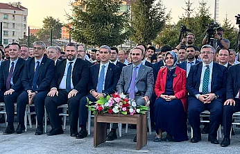 'Kamu İmkanlarını Yolsuzluk Ve Yozlaşmaya Vesile Kılıyorlar'
