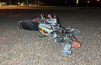 Kontrolden Çıkan Motosiklet Paramparça Oldu