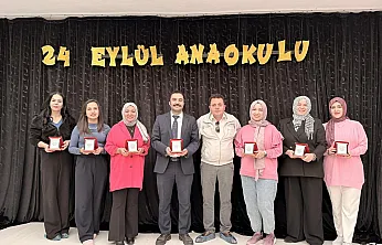 Mahalle Muhtarı, Öğretmenleri Tek Tek Ziyaret Etti