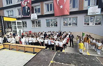 Maver Kemal Arsoy Öğrencilerden Unutulmaz Performans