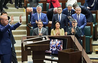 'Milletimize Hizmet Yolunda, Liderimizin Arkasındayız'