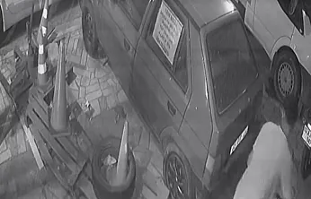 Motosiklet Hırsızları Kameradan Kaçamadı