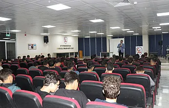 Müdür Altınkaynak, Pansiyonda Öğrencilerle Bir Araya Geldi