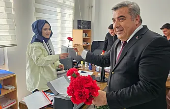 Müdür Sünnetci'den Personeline Sürpriz: Kapıları Tek Tek Çaldı