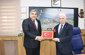 Müdür Sünnetci, Ziyaret Turunda