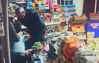 O ANLAR KAMERADA Afyon'da Baba Dehşet Anında Soğukkanlı Davrandı: Oğlunu Ölümden Kurtardı!