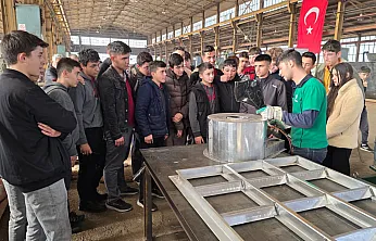 Öğrenciler 'Fabrika Yapan Fabrika'ya Hayran Kaldı