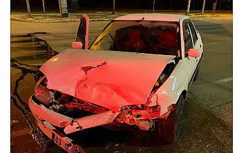 Otomobillerin Çarpıştığı Kazada 4 Kişi Yaralandı