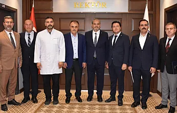 Rektör Aslan, Sendikacılarla Özel Bir Toplantı Yaptı