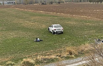 Şarampole Giren Otomobil Sürücüsü Yaralandı