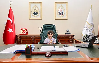 Şehit Kızı Vali Makamında