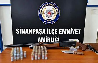 Sosyal Medya Paylaşımı Sonrası Evinden Silah Çıktı