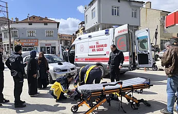 Şuhut'ta Feci Kaza: Yaya Ağır Yaralandı