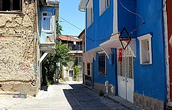 Sürücüler Fark Etsin Diye Kirişe Reflektör Astı