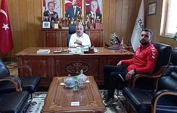 Taşoluk'ta Transfer Krizi! Başkan Özen'den Sert Açıklama: Geçerli Değil