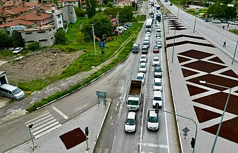 Trafik Yoğunluğu Afyonkarahisar'da Etkisini Gösterdi