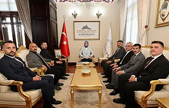 Ülkü Ocakları Vali Yiğitbaşı'nın Yanında