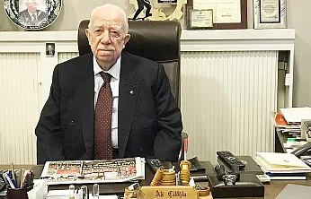 Ulu Çınar'a Nazar Değdi