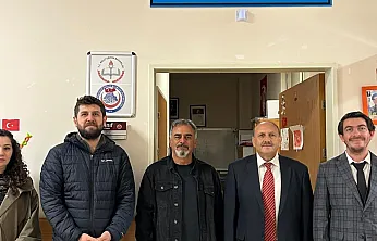 Üniversite'nin Hastane Sınıfı'ndaki Öğrencilere Umut Dolu Ziyaret