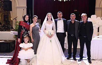Üstün ve Şepik Ailelerinin Mutlu Günü