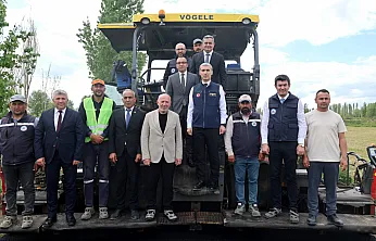 Vali Aktaş, Çevreci Asfalt Serimini İnceledi