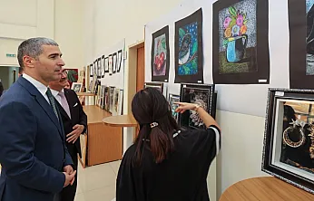 Vali Aktaş, Özel Bir Serginin Açılışını Yaptı