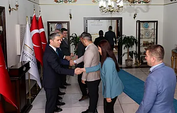 Vali Aktaş, Valilik Çalışanlarıyla Bayramlaştı