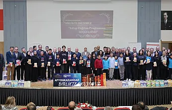 Vali Yiğitbaşı Liderliğinde 10 Bini Aşkın Kitap Dağıtıldı