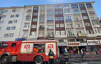 Yangının Çıkış Nedeni Telefon Şarj Cihazının Prizde Bırakılması