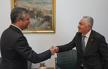 Yeni Parti'de İbre Hasan Karadeniz'den Yana