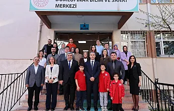 Yetenekli Mucitler Projelerini Vali Aktaş'a Anlattı