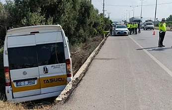 Yolcu Minibüsünü Kaçıran Şahıs Kazada Can Verdi