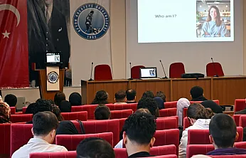 Yurtdışında Hangi Kariyer İmkânları var? Uzmanı Anlattı