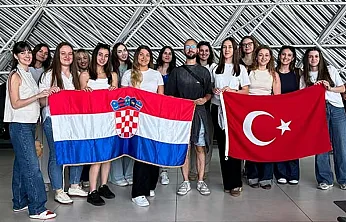 Zagreb'den Gelen Öğrenciler Afyonkarahisar'ı Ve Türkçeyi Tanıyacak