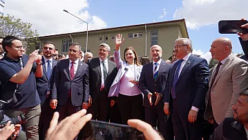 AK Partili Köksal'a Mehterli Başlangıç