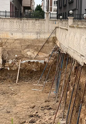 Afyonkarahisar'da Görenleri Hayrete Düşüren Güvenlik Önlemi