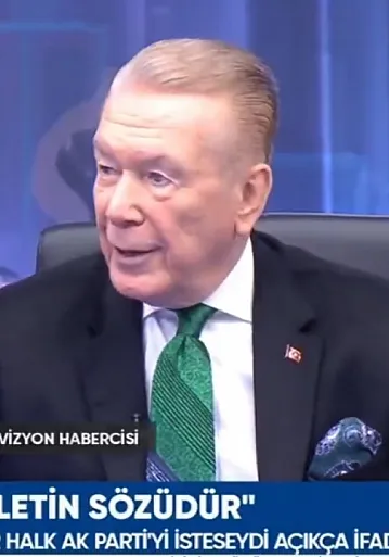 CHP Genel Başkanı Özel'in Küfrüne Uğur Dündar'dan Aynı Tonda Destek